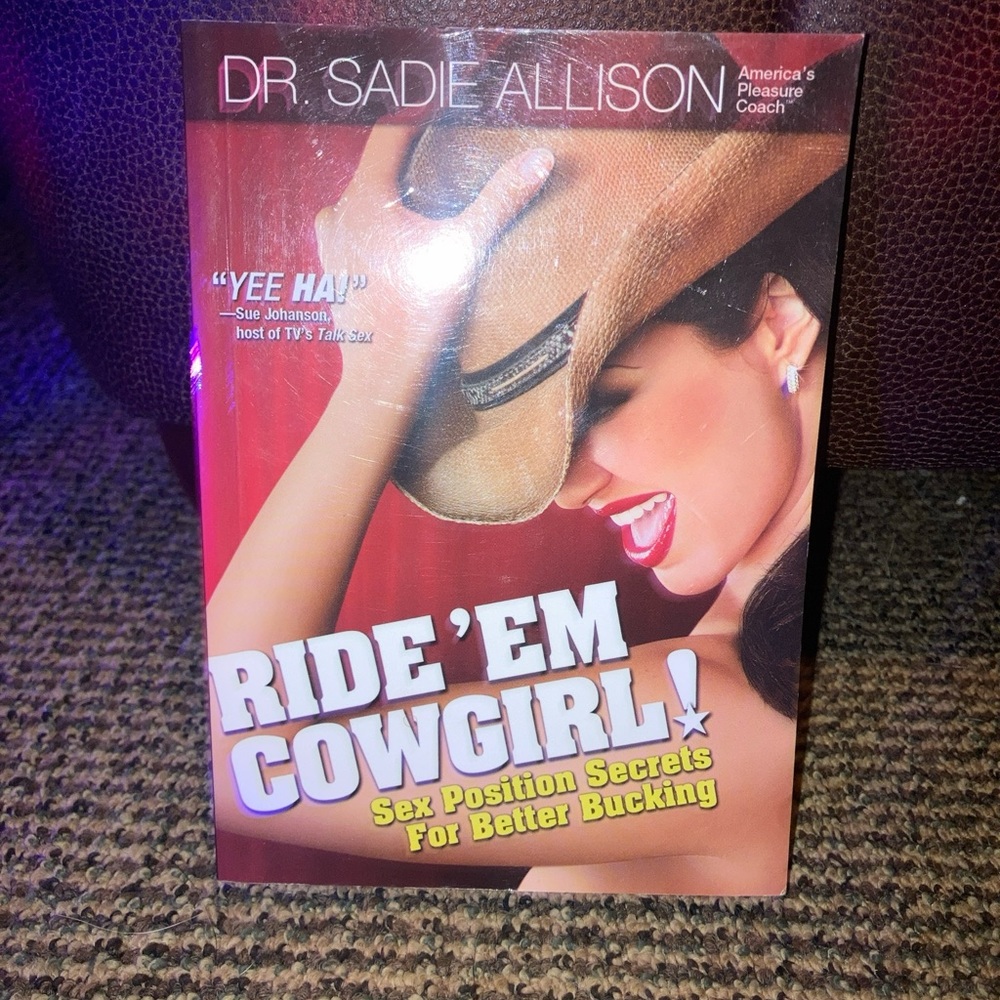 RIDE EM COWGIRL!!! Paperback